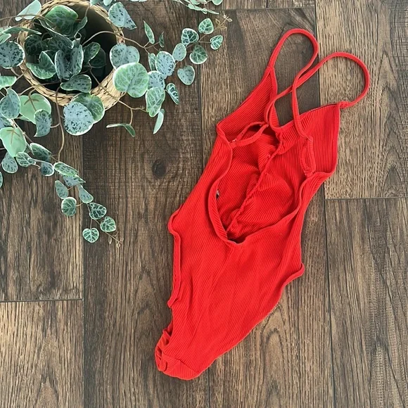 Urban Outfitters Out From Under Vera Ruched Ribbed Bodysuit in Red - Picture 6 of 7